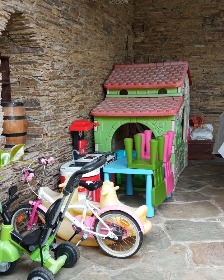 בית הארחה Sobrada 	Casa Oute מראה חיצוני תמונה